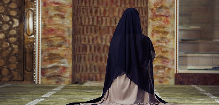 SİYAMİ AKYEL/MİLLİ GAZETE Peygamber Efendimiz (s.a.v.), kadınların mescitlere gitmesi konusunda,